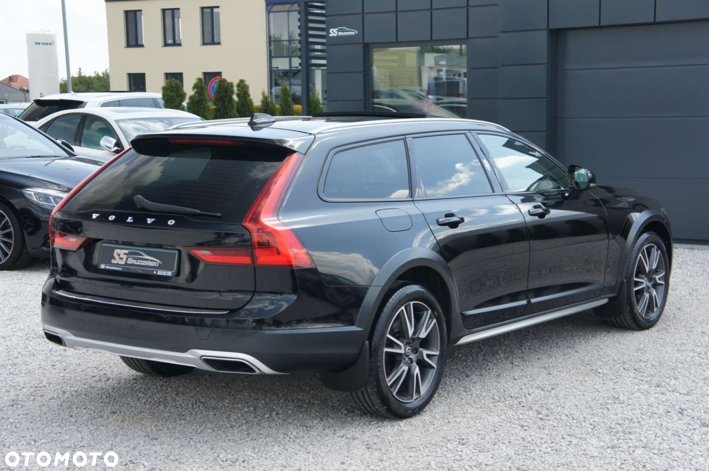 Volvo V90 Cross Country - 7