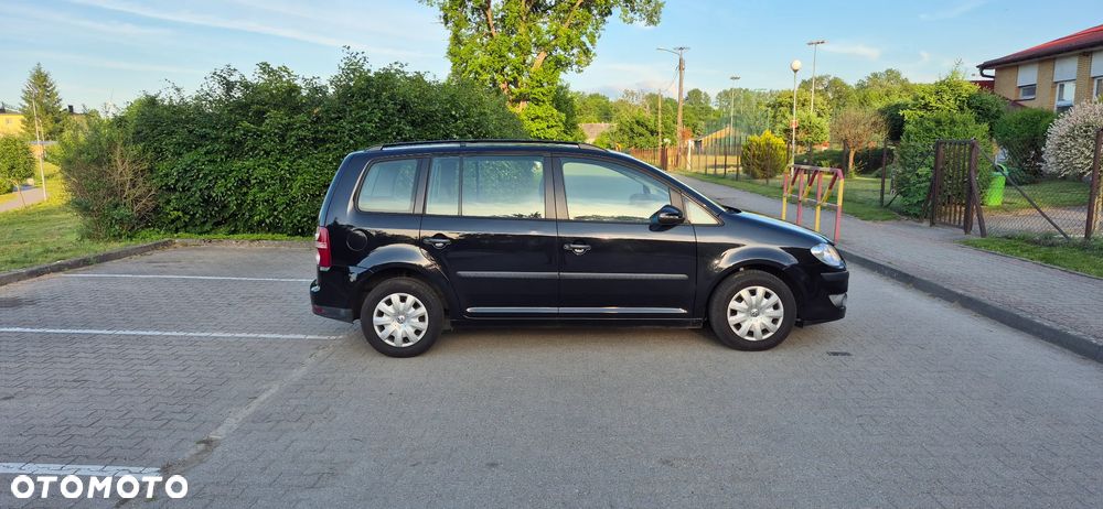 Volkswagen Touran - 7