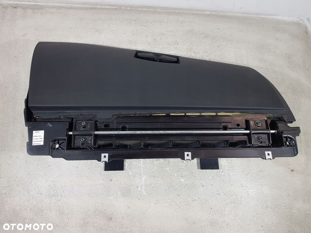 schowek pasażera 7034080 bmw e60 e61 lci eur - 2