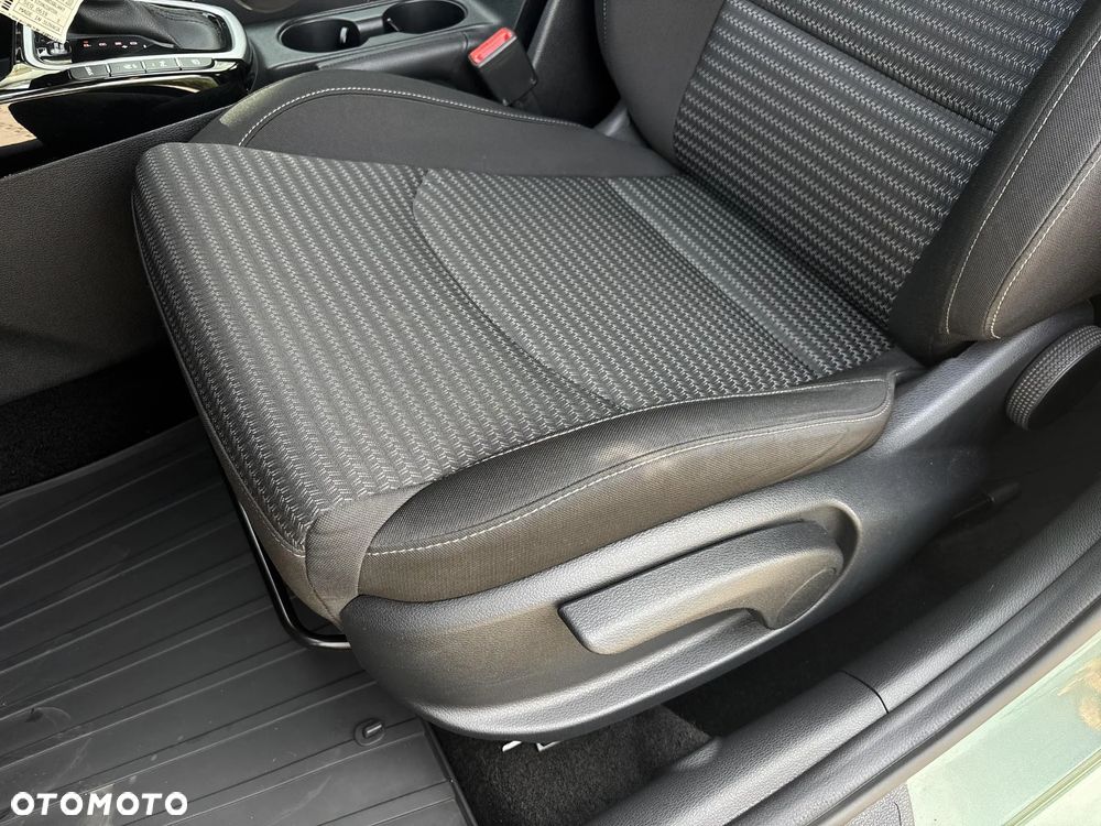 Kia Ceed 1.5 T-GDI L DCT - 12