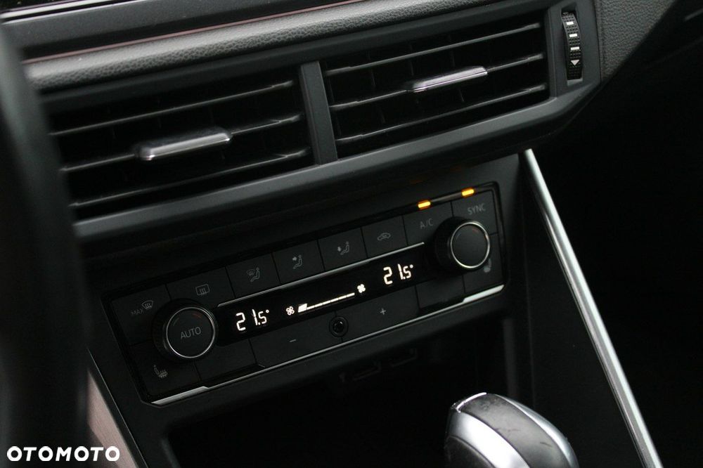 Volkswagen Polo - 23