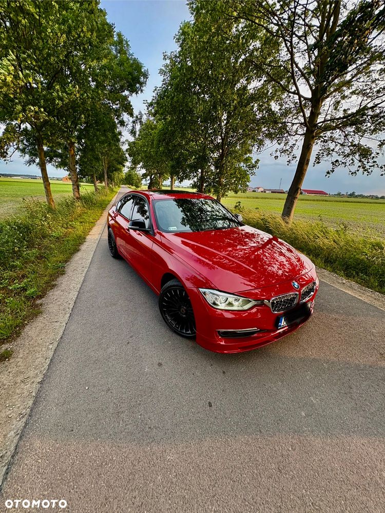 BMW Seria 3 328i xDrive Sport-Aut Sport Line - 1