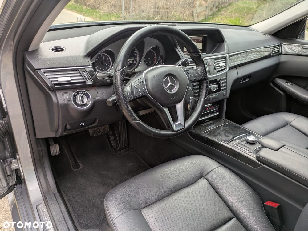 Mercedes-Benz Klasa E 250 CDI 4Matic 7G-TRONIC Avantgarde - 11