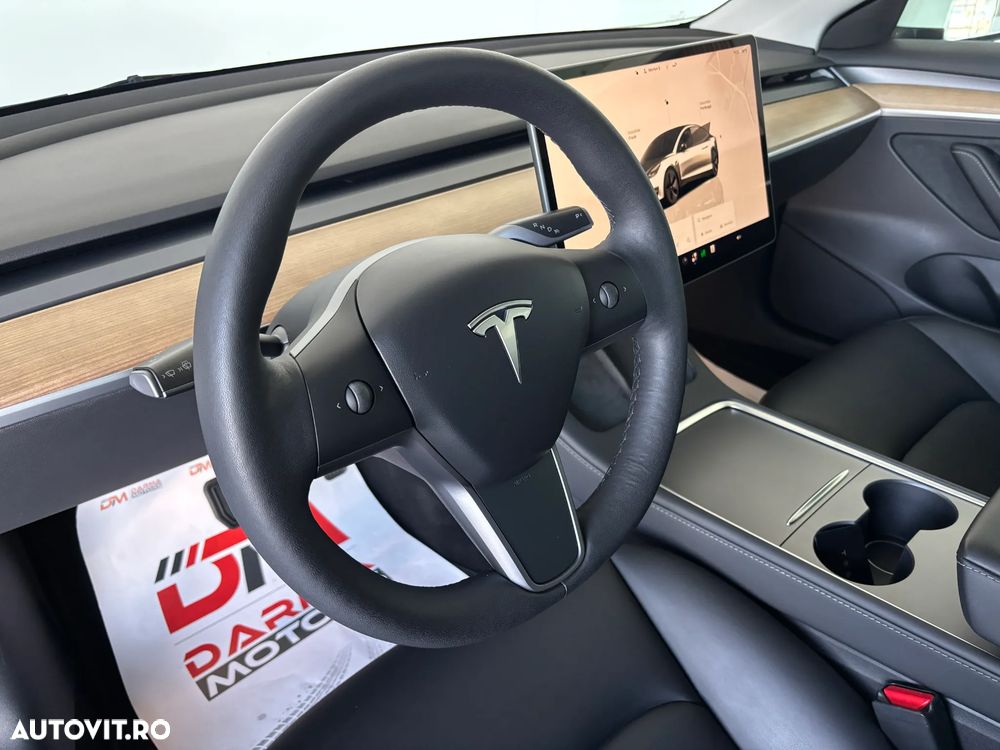 Tesla Model 3 Langstreckenbatterie Allradantrieb Dual Motor - 13