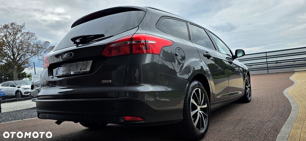 Ford Focus 1.0 EcoBoost Titanium - 13