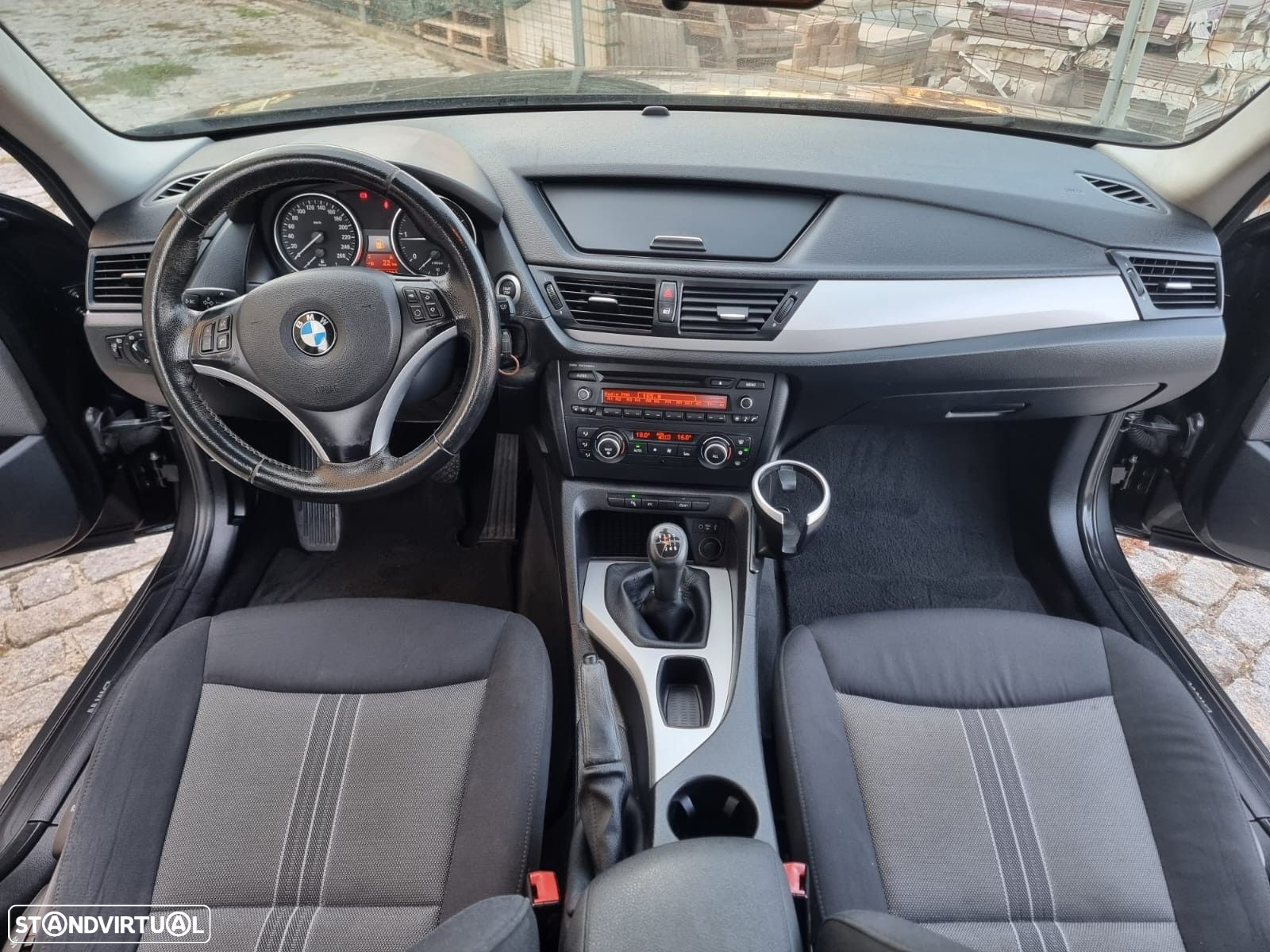 BMW X1 18 d sDrive - 7