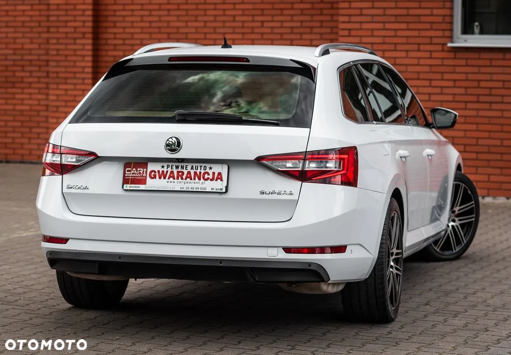 Skoda Superb 2.0 TSI Sportline DSG - 4