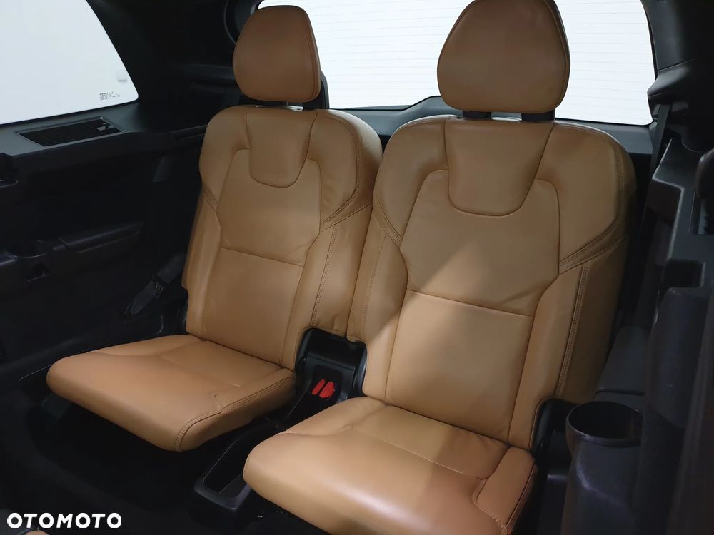 Volvo XC 90 D5 AWD Inscription 7os - 29