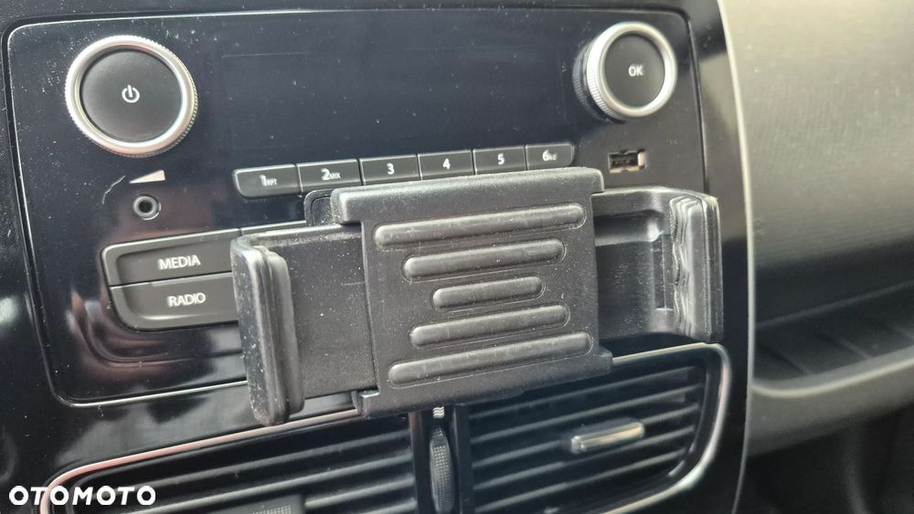 Renault Clio - 14