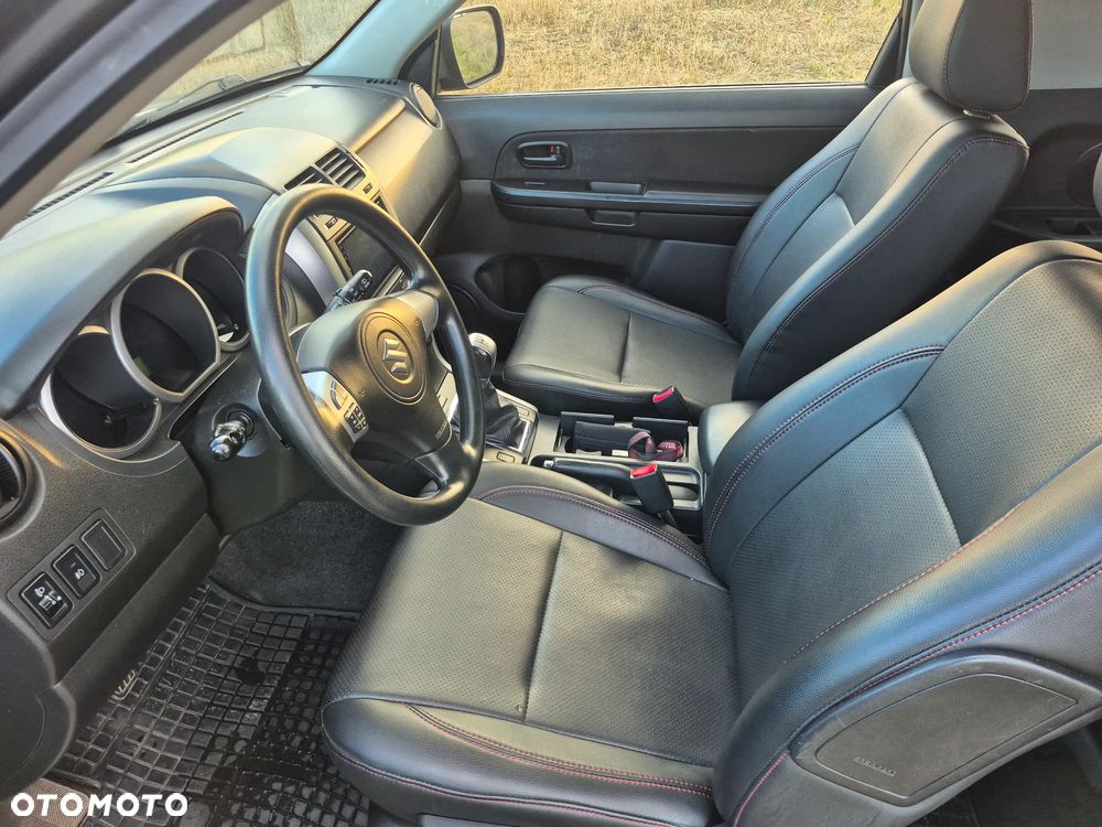 Suzuki Grand Vitara - 15