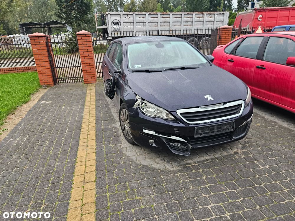 Peugeot 308 2015 photo 3