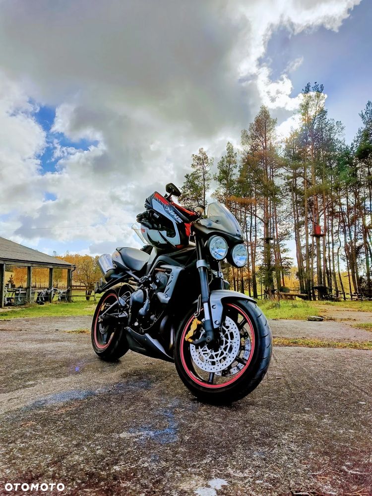 Triumph Street Triple - 15