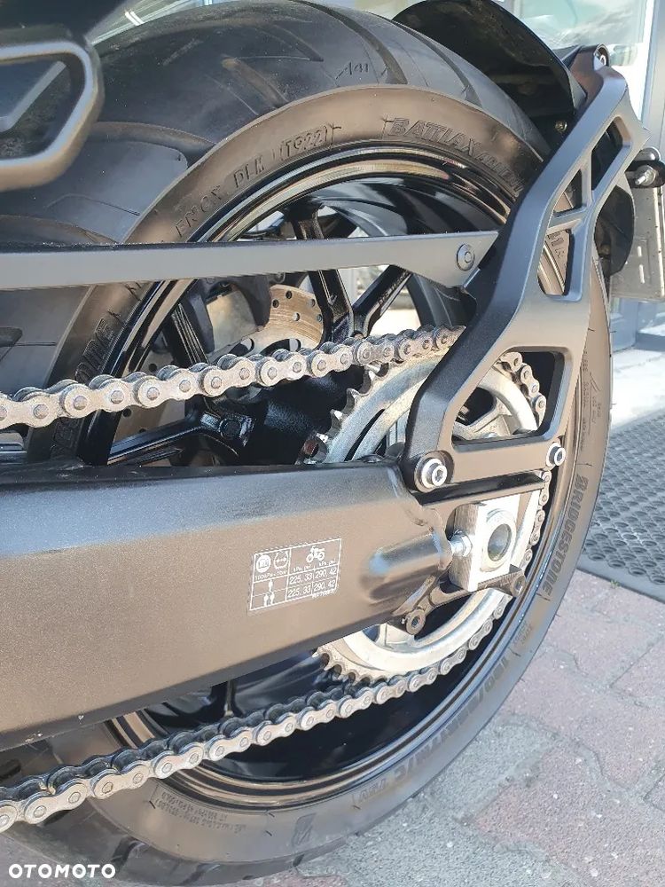Yamaha NIKEN - 10