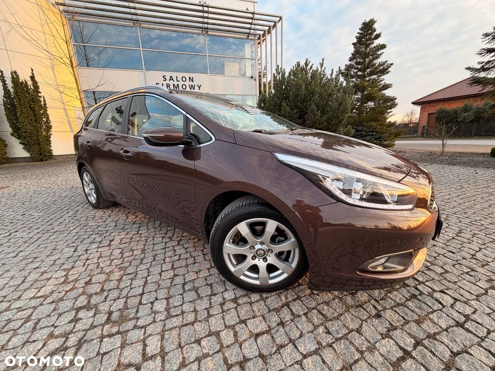 Kia Ceed 1.6 GDI ISG Spirit - 35