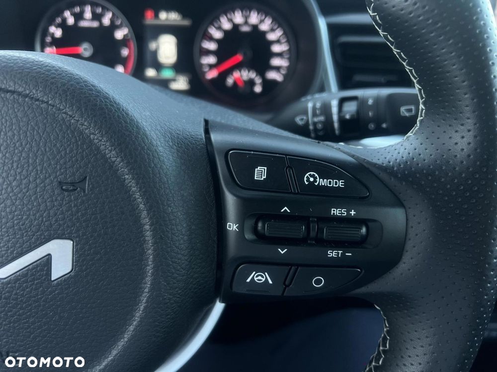 Kia Stonic 1.0 T-GDI L Business Line DCT - 26
