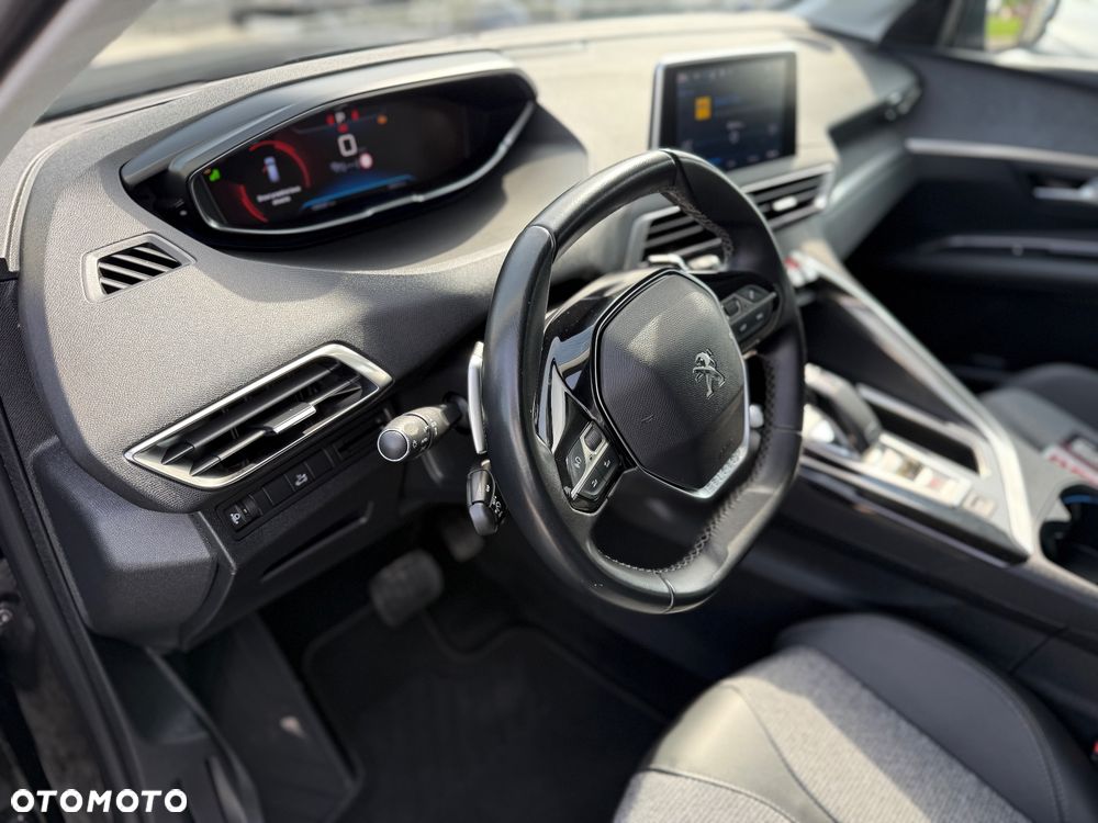 Peugeot 3008 1.5 BlueHDi Allure S&S EAT8 - 22