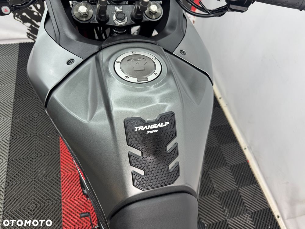 Honda XL - 26