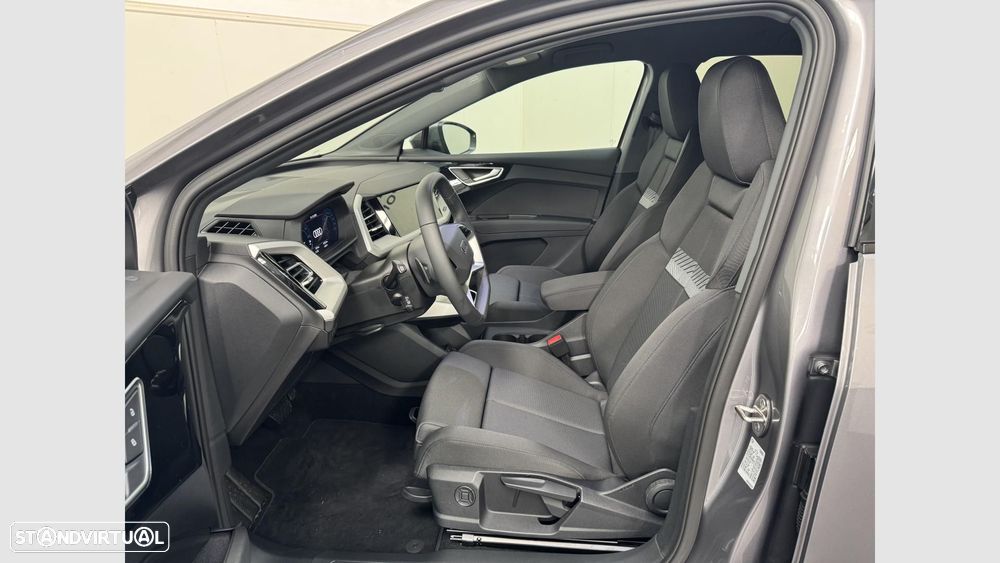 Audi Q4 e-tron 40 63 kWh SE Business - 16