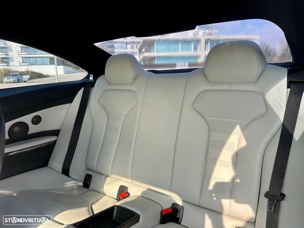 BMW M4 Auto — fotografia 14