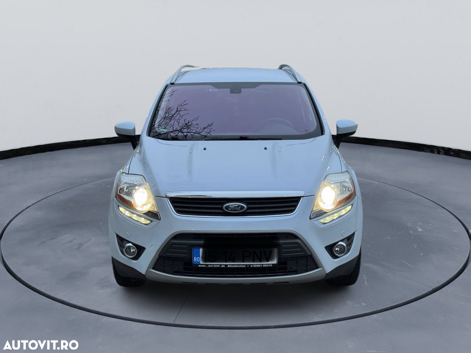 Ford Kuga - 4