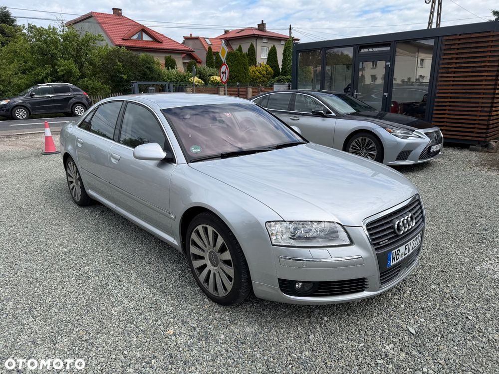 Audi A8 4.2 Quattro - 18