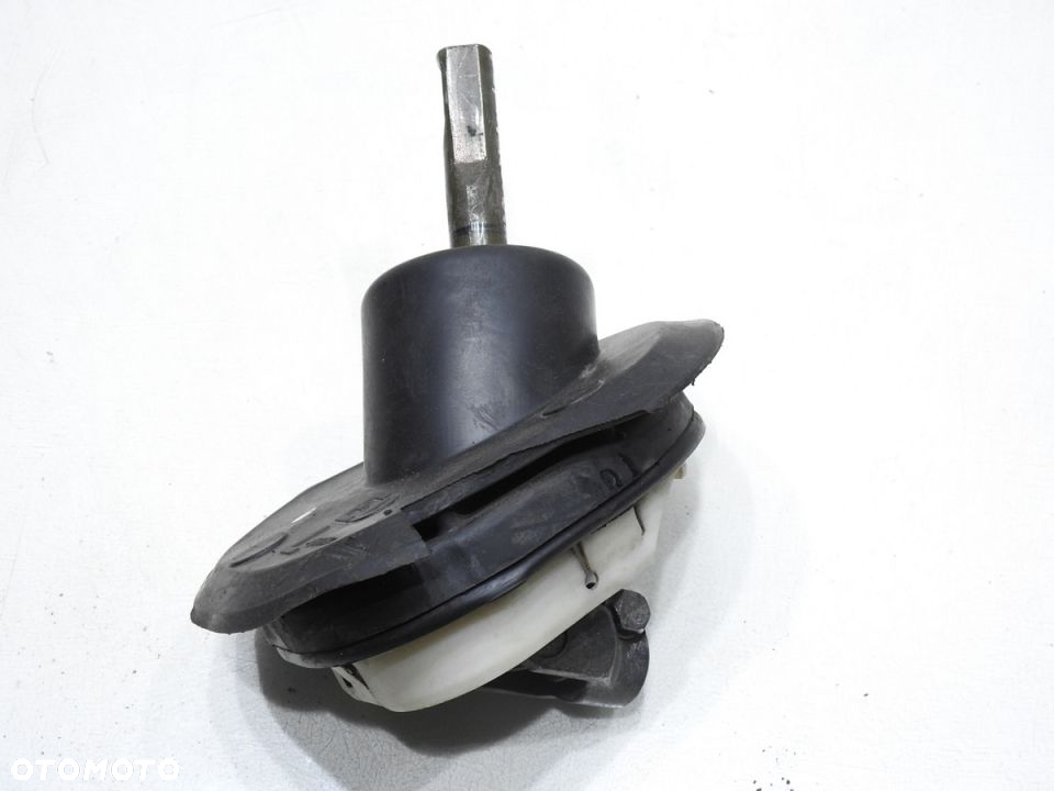 KRZYŻAK KOLUMNY NISSAN PRIMERA P12 1.9 DCI - 2