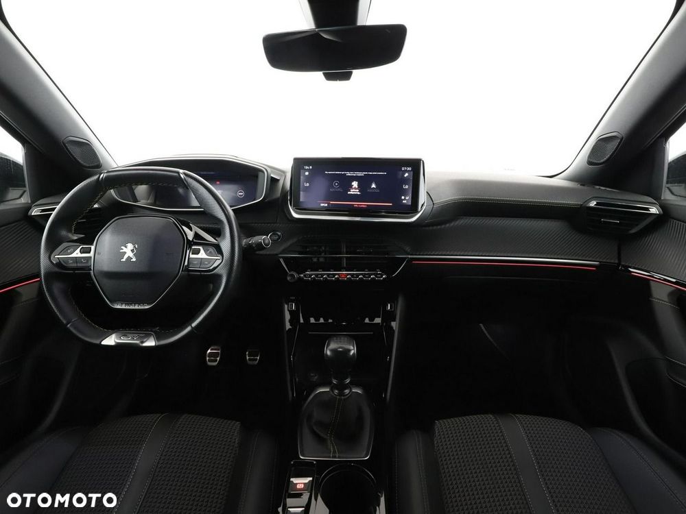 Peugeot 3008 1.2 PureTech GT S&S - 16