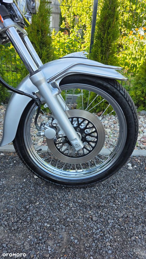 Suzuki Intruder - 5