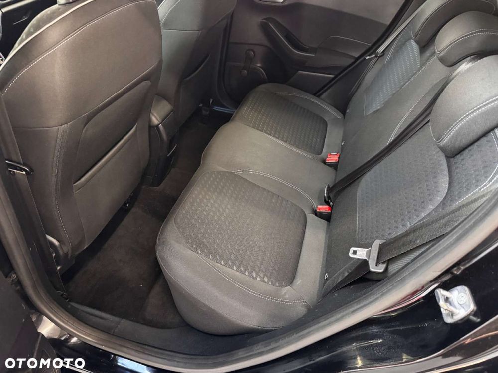Ford Fiesta - 35