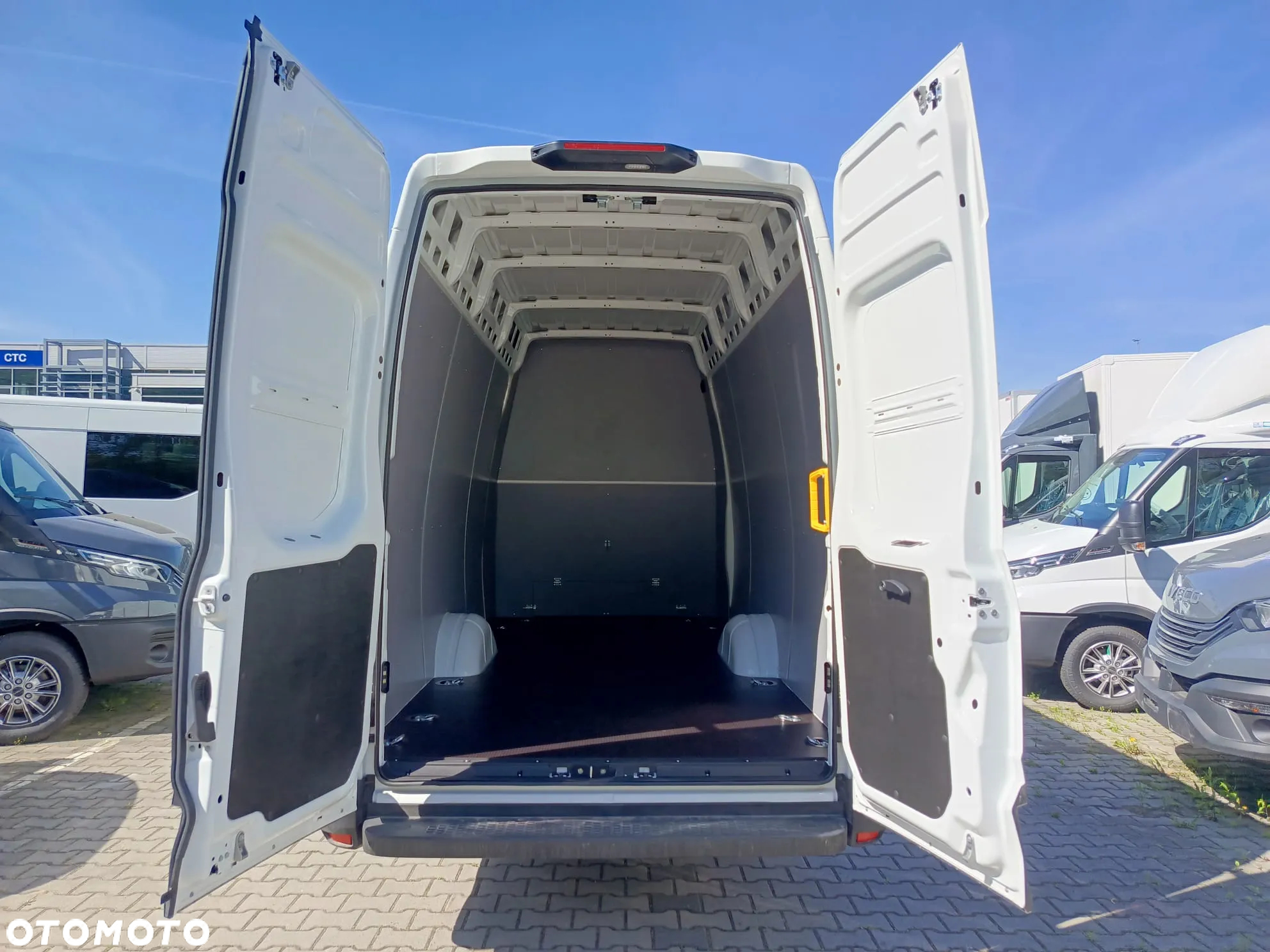 Iveco Daily / Pewny partner w biznesie ! - 14