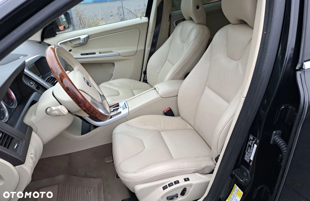 Volvo XC 60 T6 AWD Edition Pro - 18