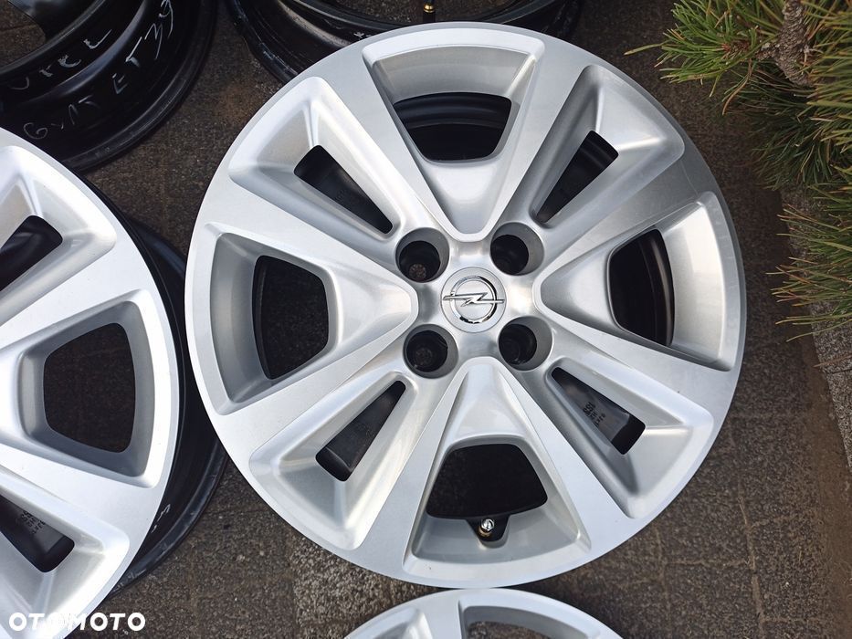 Opel CORSA ADAM Karl 4*100 Felgi struktura+ Kołpaki+ TPSM DEMO jak NOW - 5