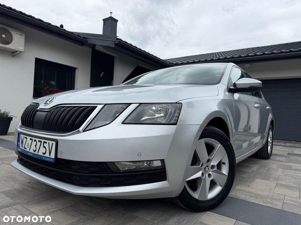 Skoda Octavia 2.0 TDI Ambition DSG - 1