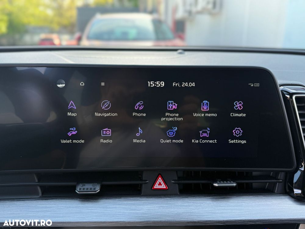 Kia Sportage 1.6 T-GDI MHEV 7DCT HP 4x4 Business Line - 24