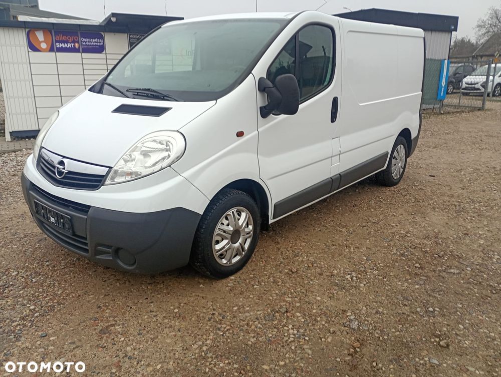 Opel Vivaro - 1