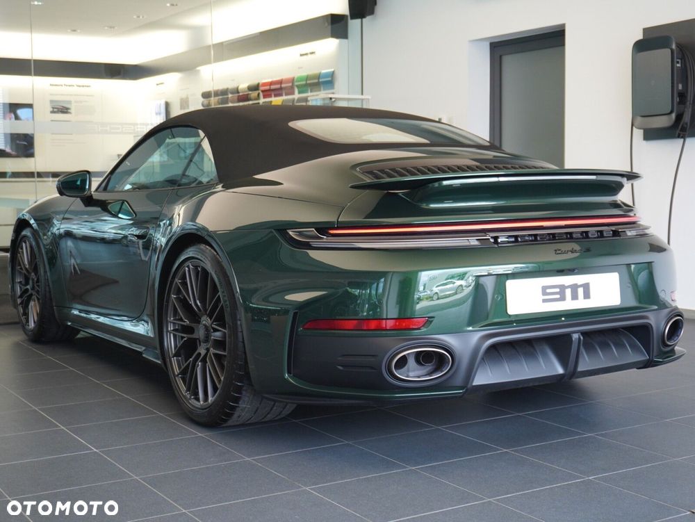 Porsche 911 Turbo S - 18