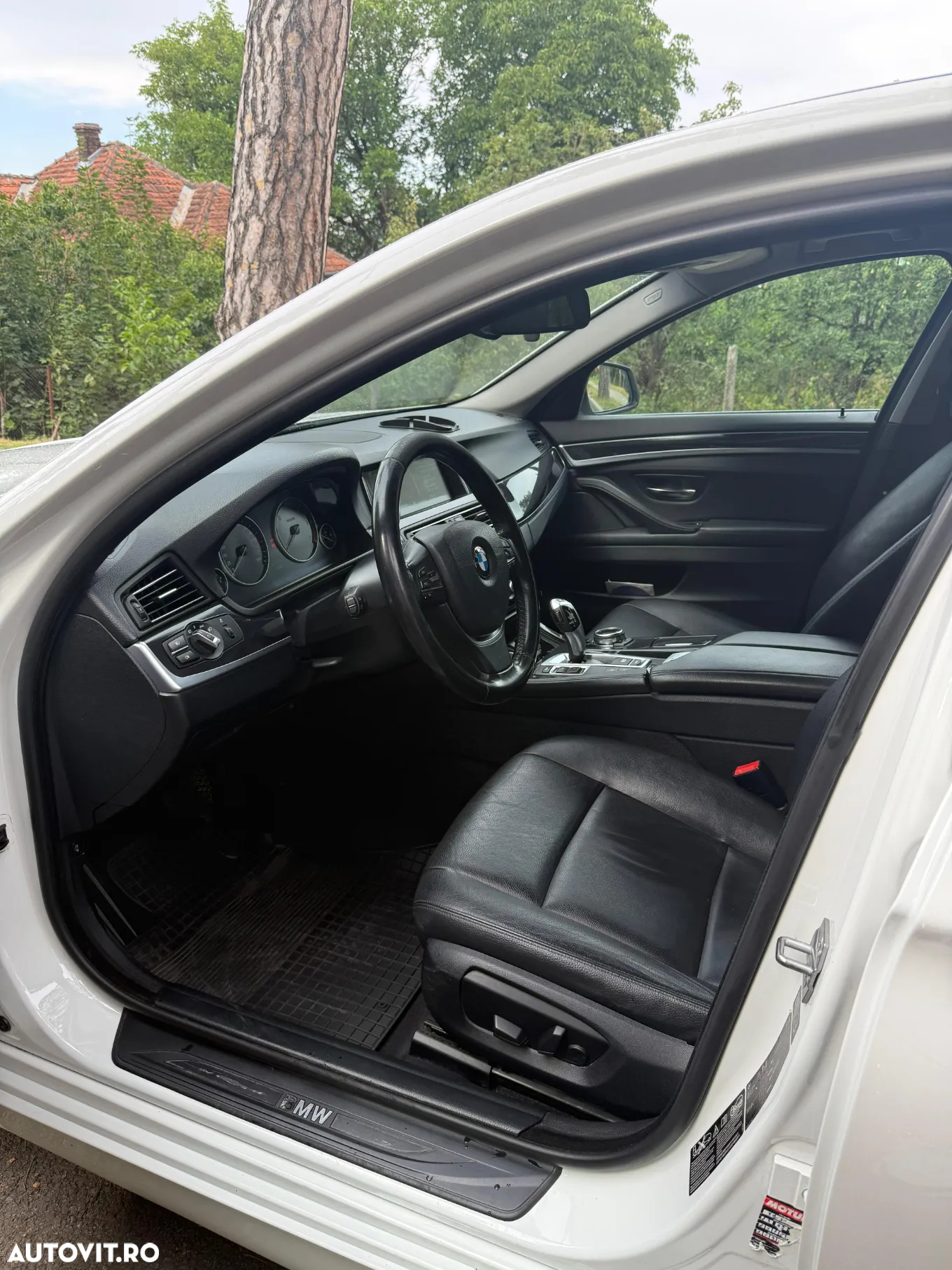 BMW Seria 5 520d Touring Aut. - 14