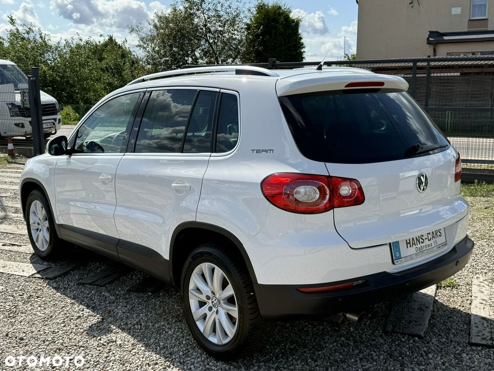 Volkswagen Tiguan - 17