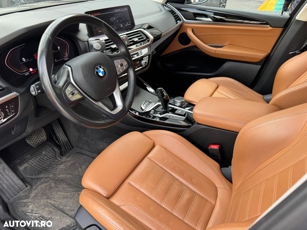 BMW X3 xDrive20d AT Luxury Line - 10