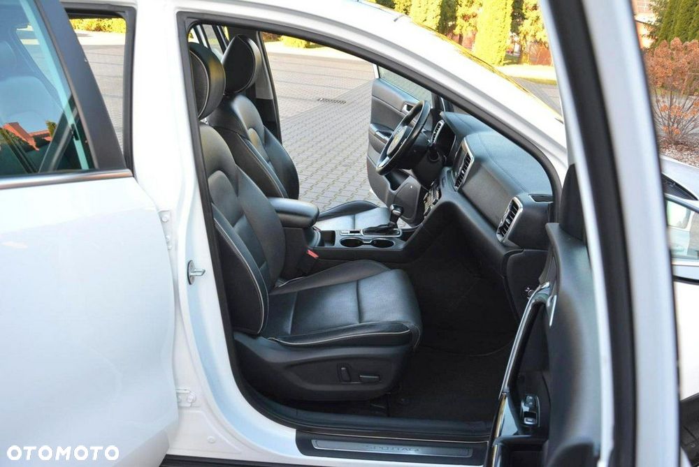 Kia Sportage 2,0 CRDI AWD Platinum - 16