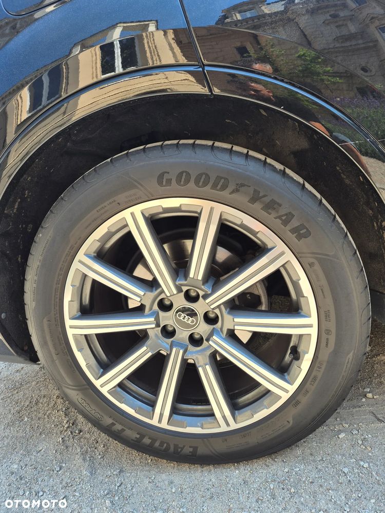 Audi Q7 - 17
