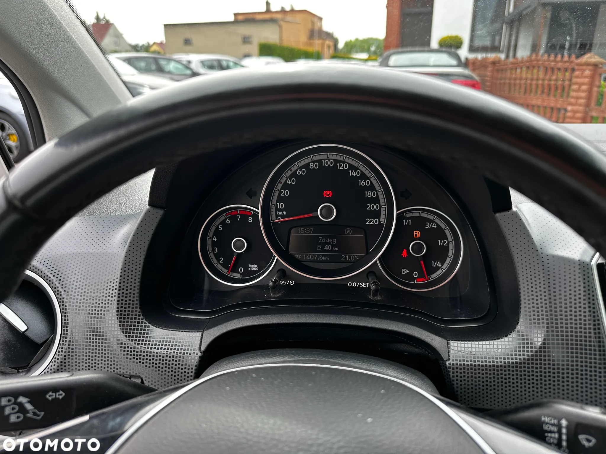 Volkswagen up! - 9