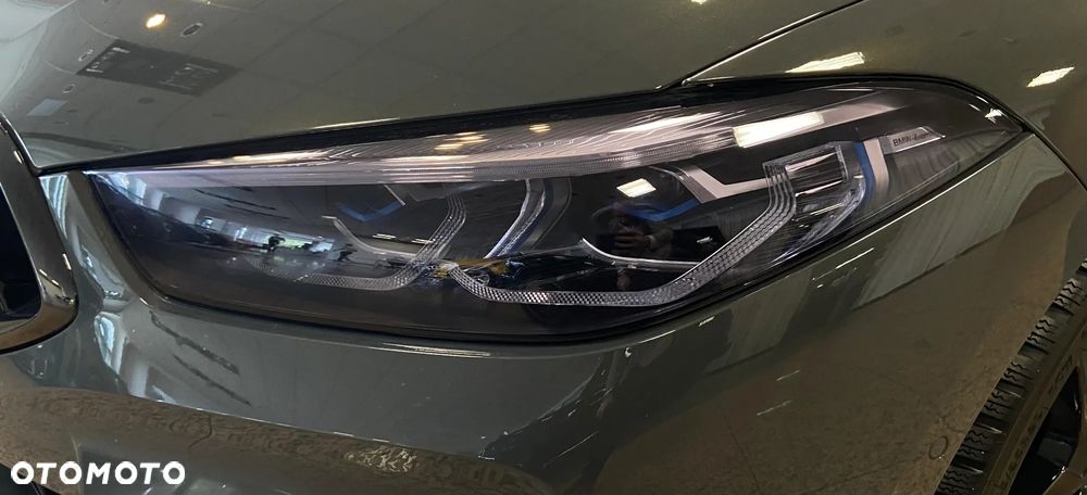 BMW Seria 8 M850i xDrive - 22