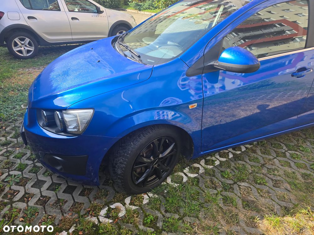 Chevrolet Aveo 1.6 LTZ - 10