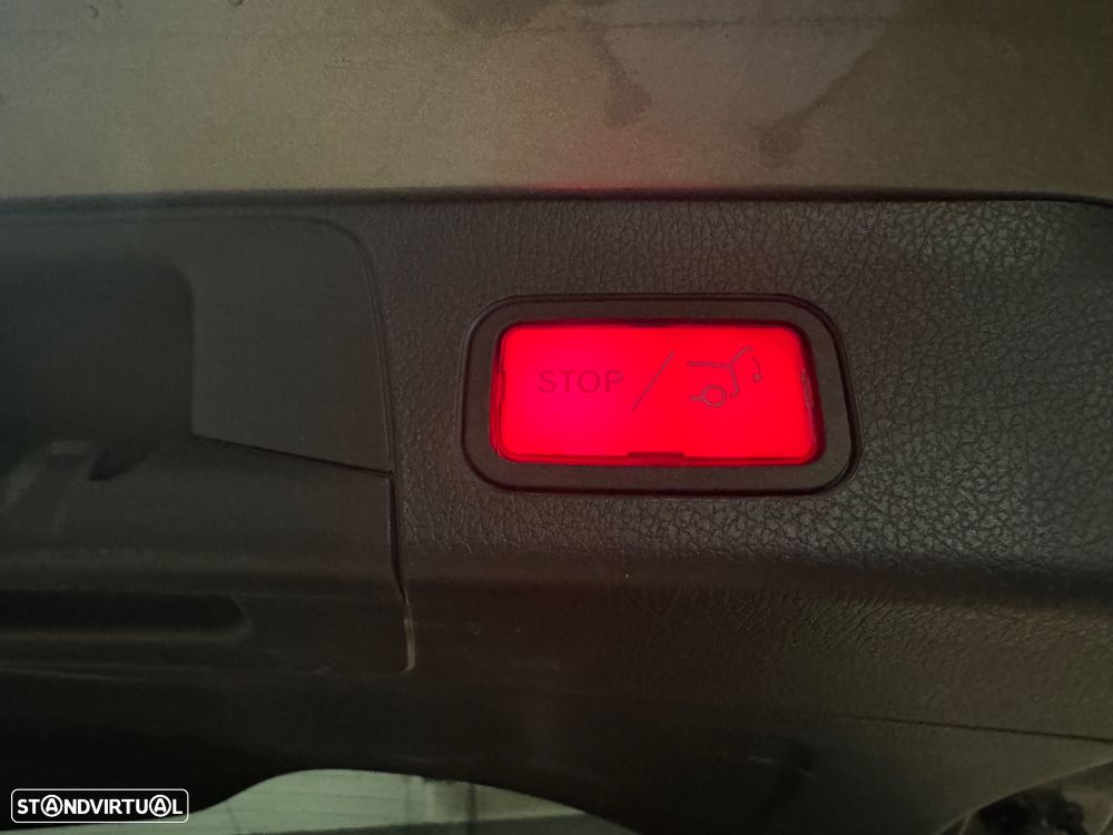 Mercedes-Benz GLB 180 d Progressive - 54