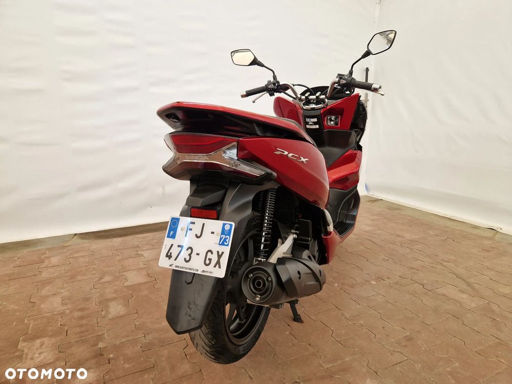 Honda PCX - 12