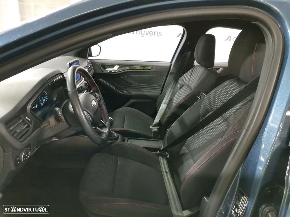 Ford Focus 1.0 EcoBoost MHEV ST-Line Aut. - 5