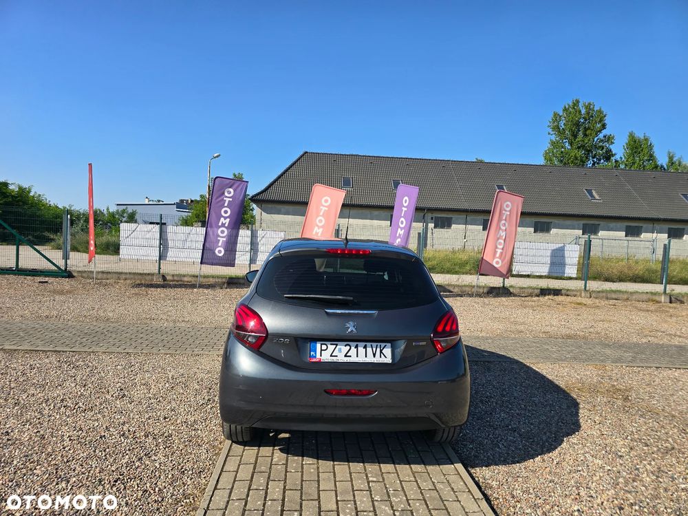 Peugeot 208 1.2 PureTech Style - 7
