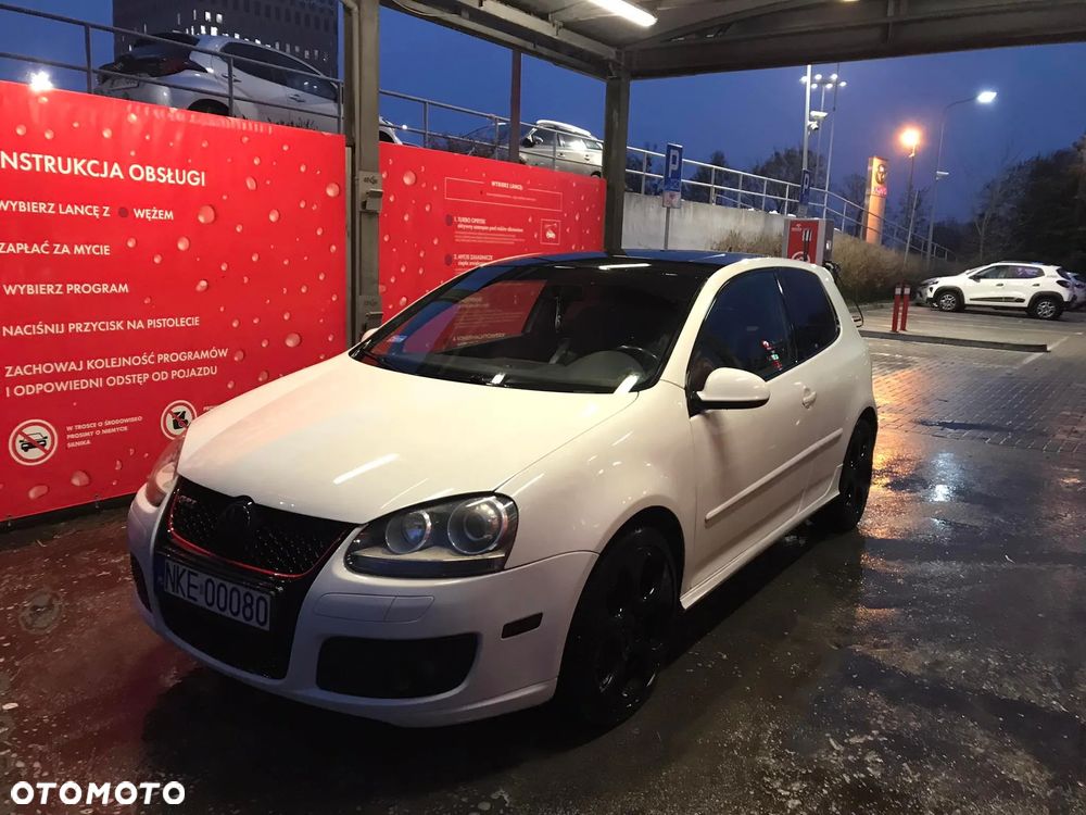 Volkswagen Golf 2.0 GTI - 1