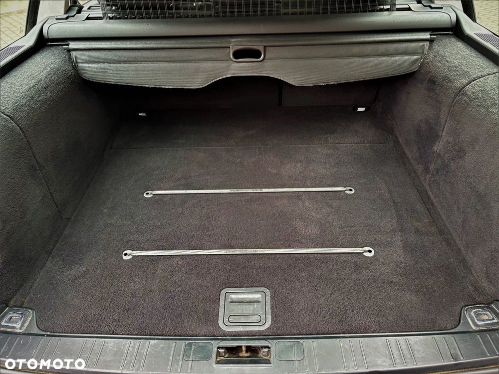 BMW Seria 5 523i - 15